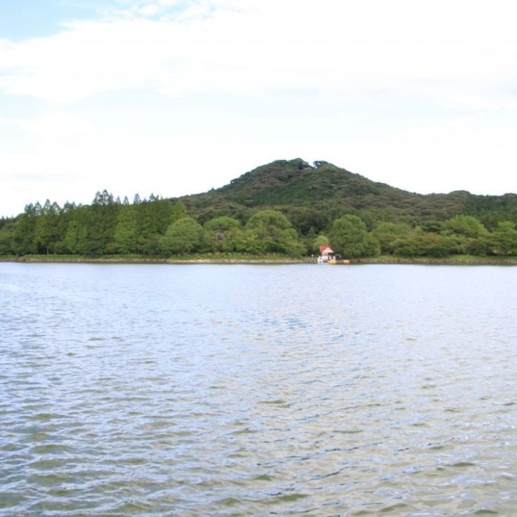 城山公園満水の池