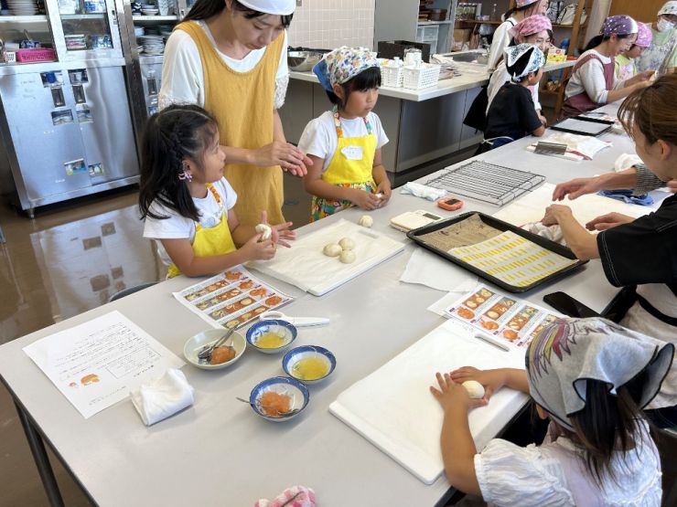 8.パン(1) .JPG
