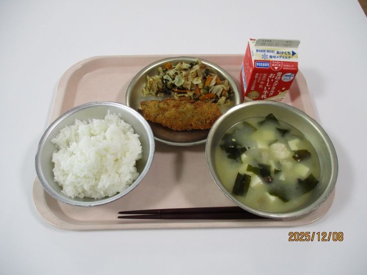 12月8日の献立.JPG