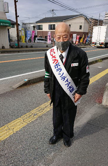 R2.4.23あいさつ運動_平岡さん.png