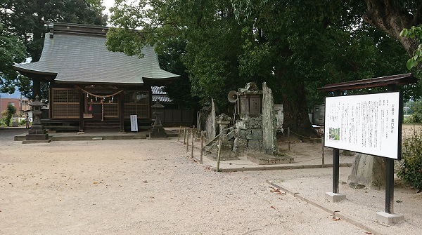 西島竃門神社のようす.jpg