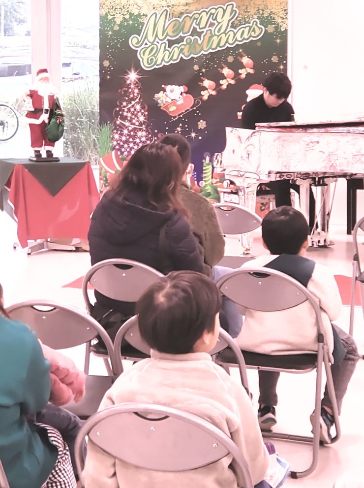 R5.12.24（クリスマスコンサート）.JPG