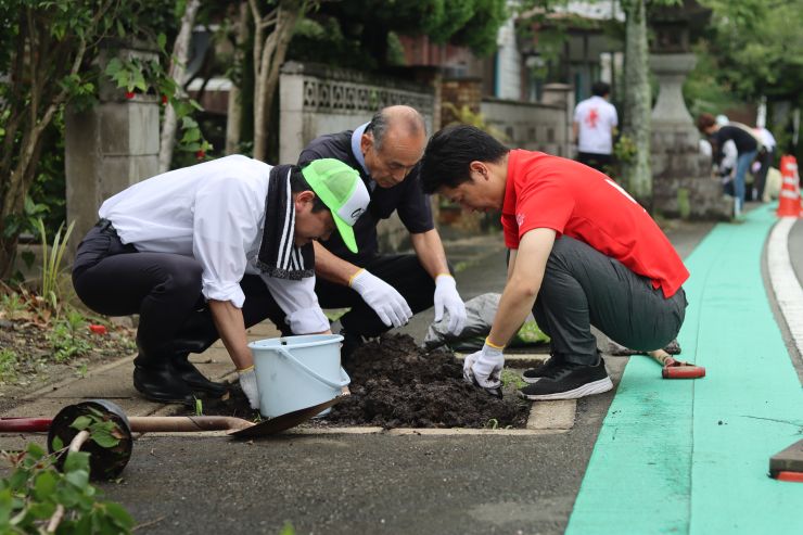 0627松崎桜植樹2.JPG