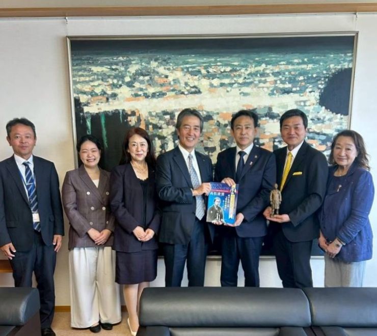 0518函館市長表敬訪問.jpg