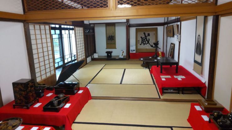 剣聖中山博道の書「威」①.jpg