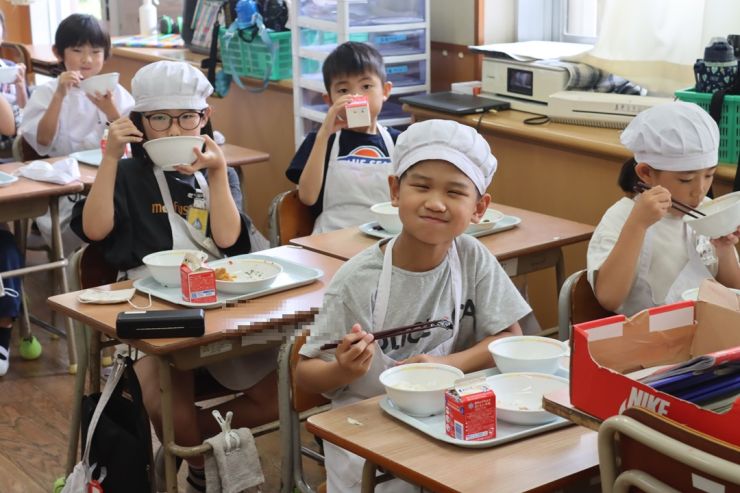 給食②.JPG
