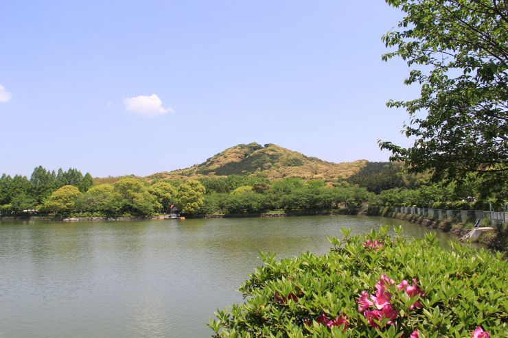 5月3日 金 花立山に春のにぎわい ブログ