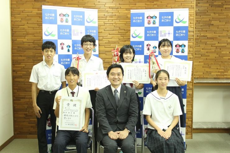 皆さんと記念撮影